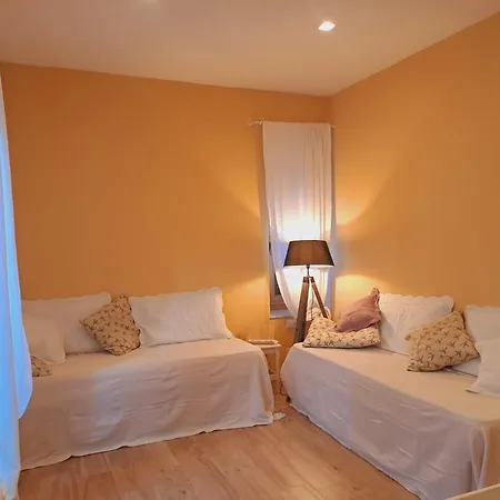 Apartment 5 Terre Gate *