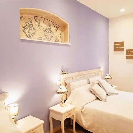 5 Terre Gate Apartment